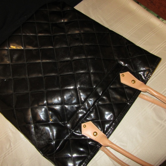 Black textured Joy and Iman tote - Picture 2 of 4